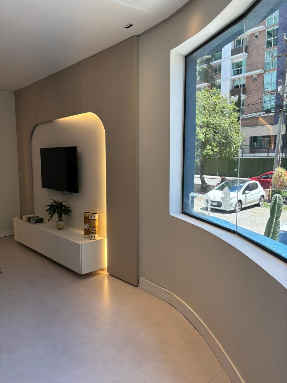 Foto Carrossel Dommo 12